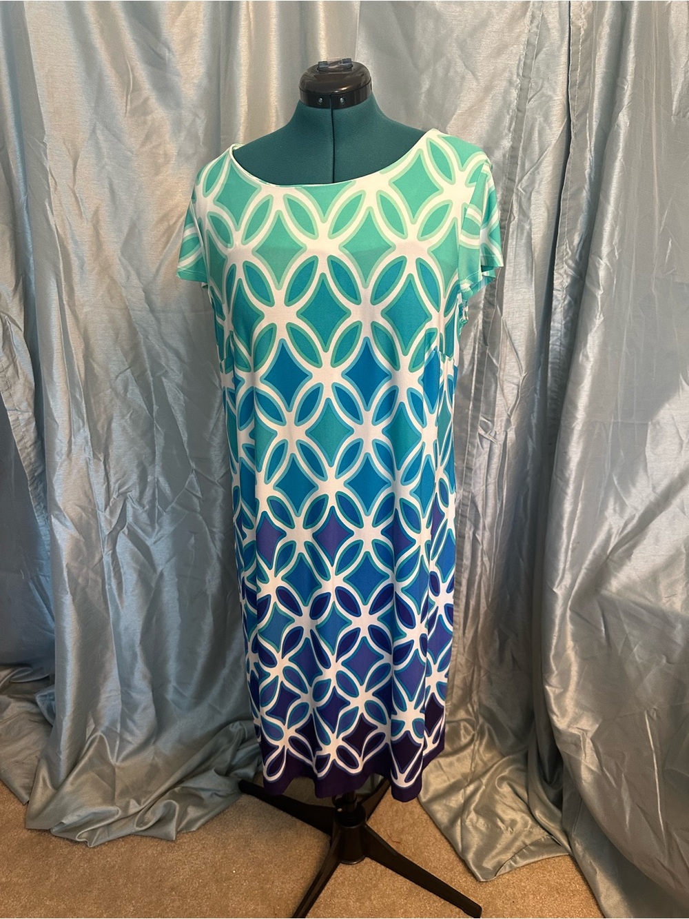 Blue to Teal Geometric Shift Dress